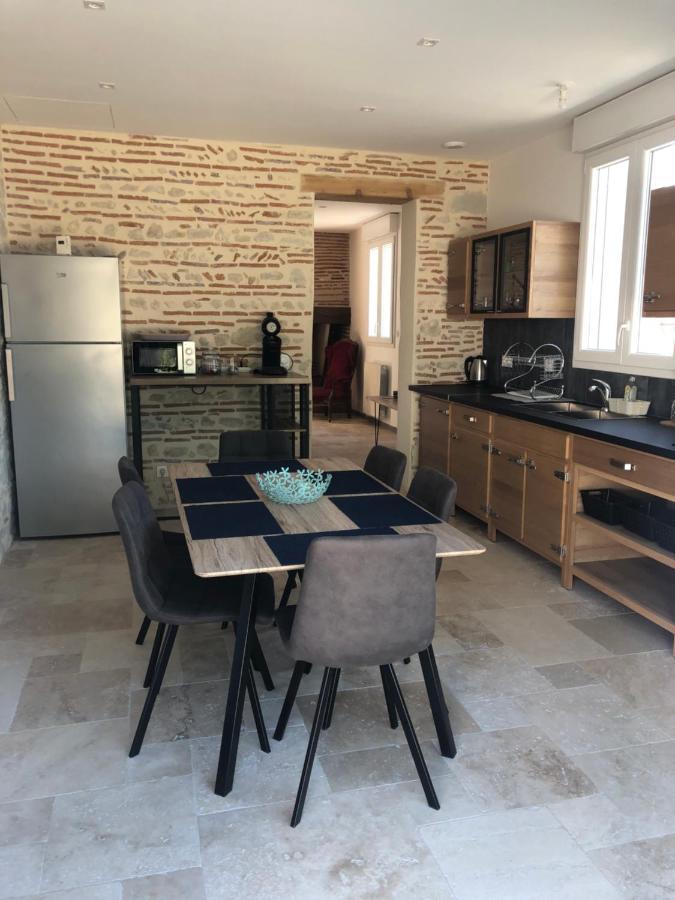 Le Cottage de Romas Villeneuve-sur-Lot Esterno foto
